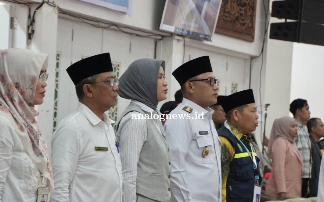Tangis Haru Warnai Kepulangan Jamaah Haji Kloter Kedua Kaltim, Wakil Ketua DPRD Hadir Menyambut