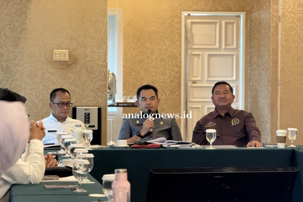 Banggar DPRD Kaltim Bahas Pertanggungjawaban APBD 2024, Soroti Penurunan Pendapatan Daerah