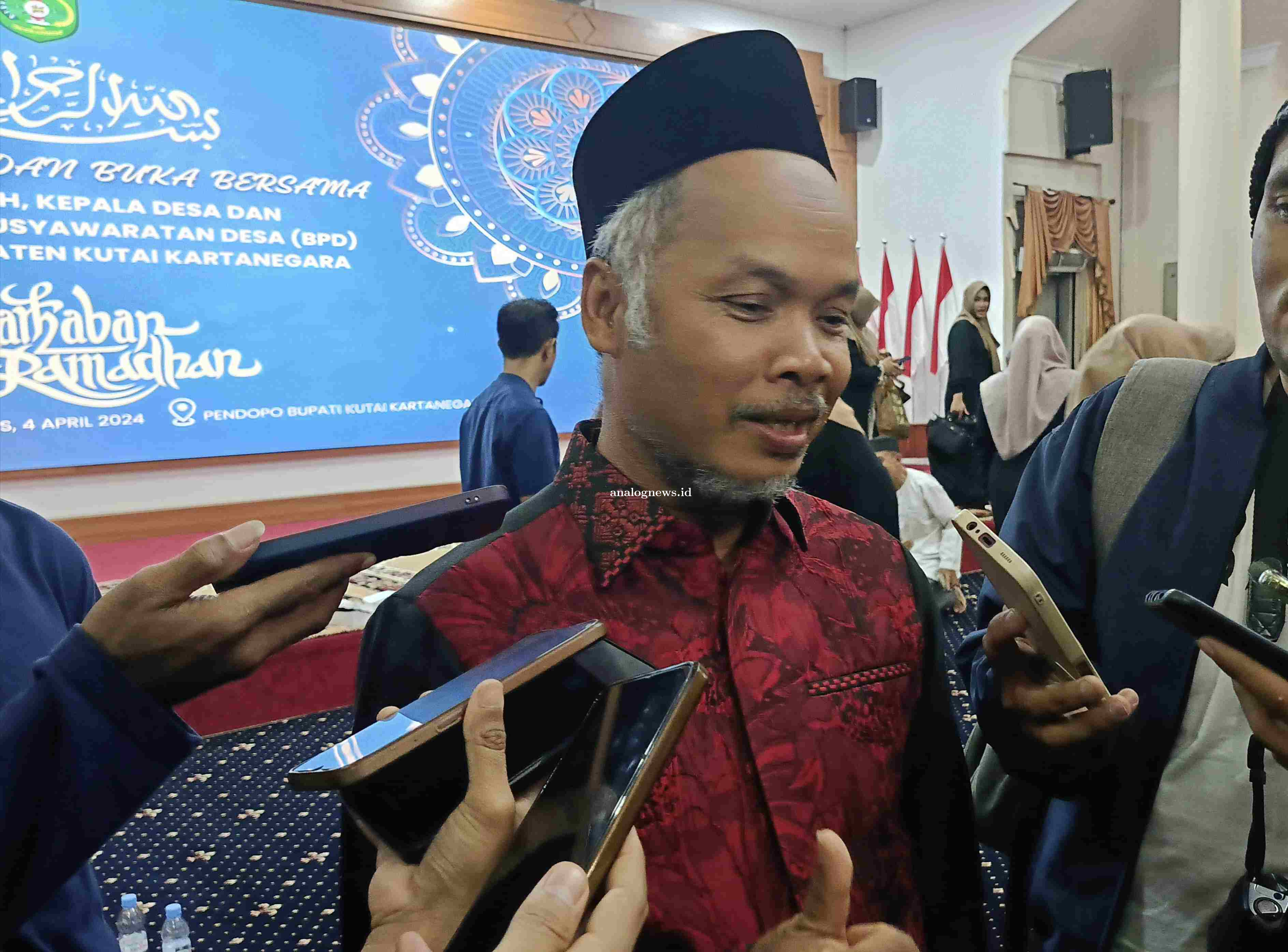 Yahya Inisiasi Program Beasiswa dan Umrah untuk Hafiz Quran di Desa Embalut 