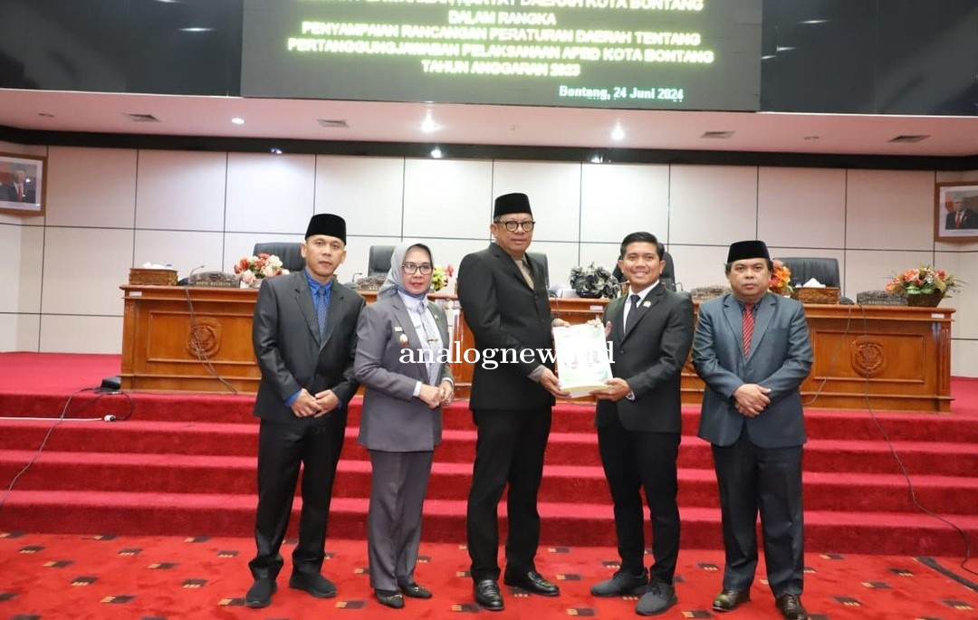 Wali Kota Bontang Sampaikan Pertanggungjawaban APBD 2023: Raih WTP 10 Kali Berturut-turut!